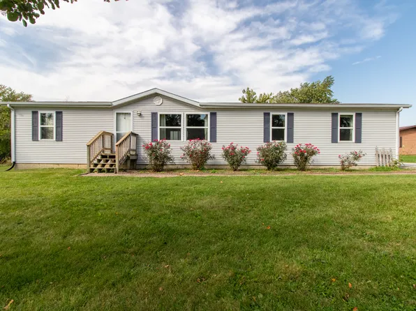 25218 N 2175 East Rd, Lexington, IL 61753