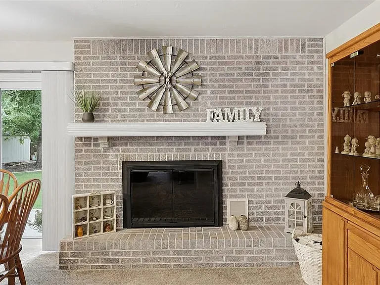 1024 W Will Rogers Dr — Photo 5