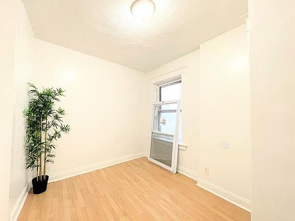 4th image of 2747 Pestalozzi St APT 2E