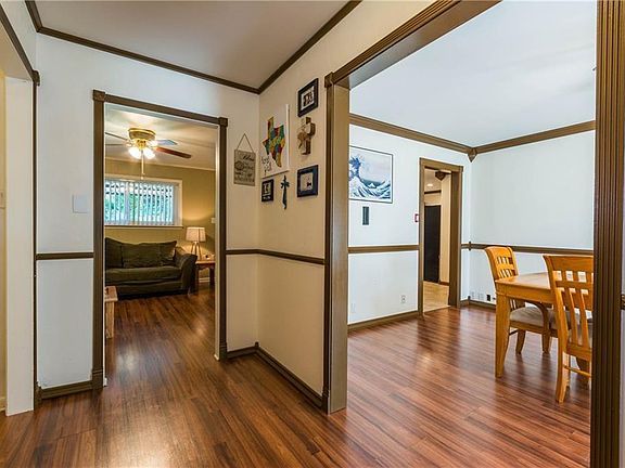 4th image of 518 Dean Dr