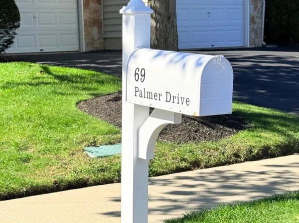 69 Palmer Dr, Moorestown, NJ 08057