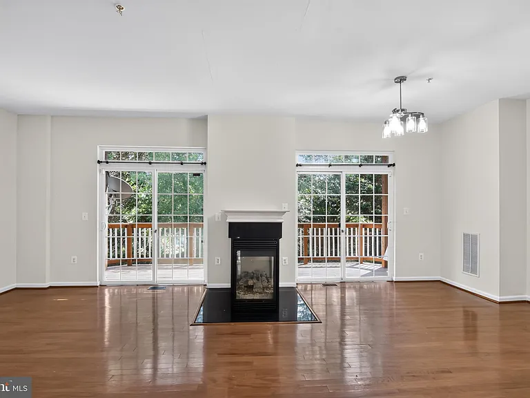 13945 Hollow Wind Way #101 — Photo 2
