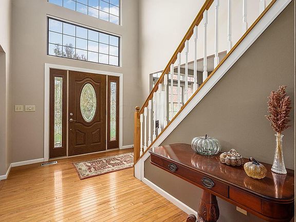 3rd image of 4487 Ashview St