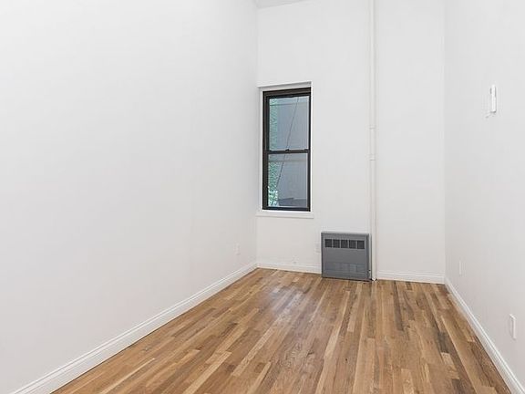 2nd image of 201 2nd Ave APT 4B