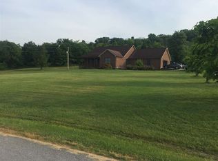 20 Turner Ridge Rd, Falmouth, KY 41040