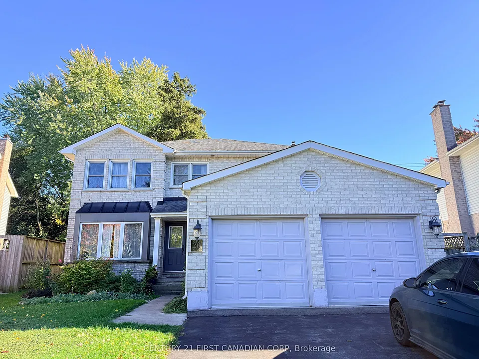 26 Colonial Cres
