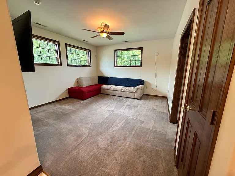 23158 Town Run Dr — Photo 2