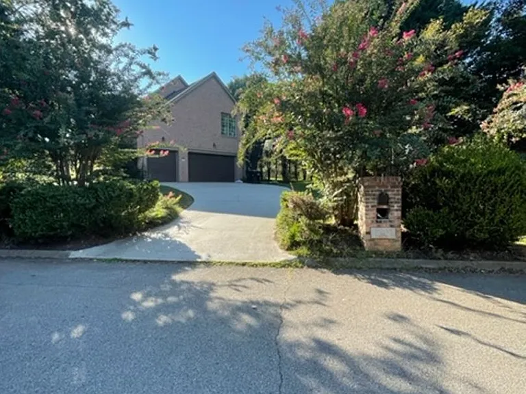 12023 Willingham Dr — Photo 56