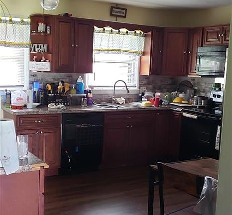 5th image of 145 Harper Dr