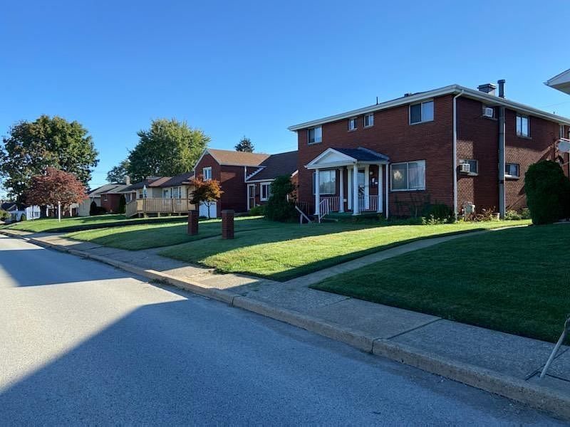1st image of 710 Lewis Ave