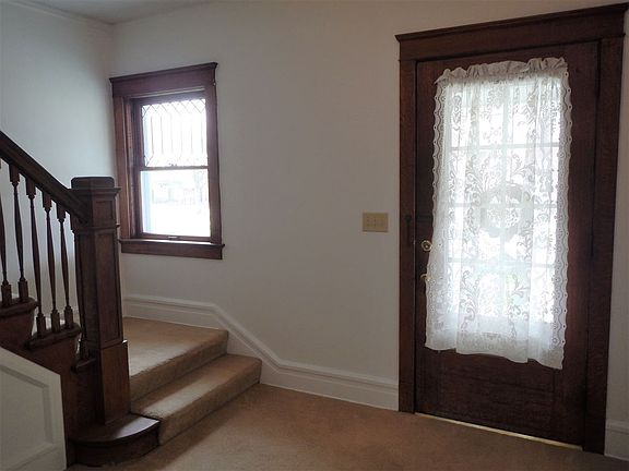 2nd image of 1426 Camp Ave