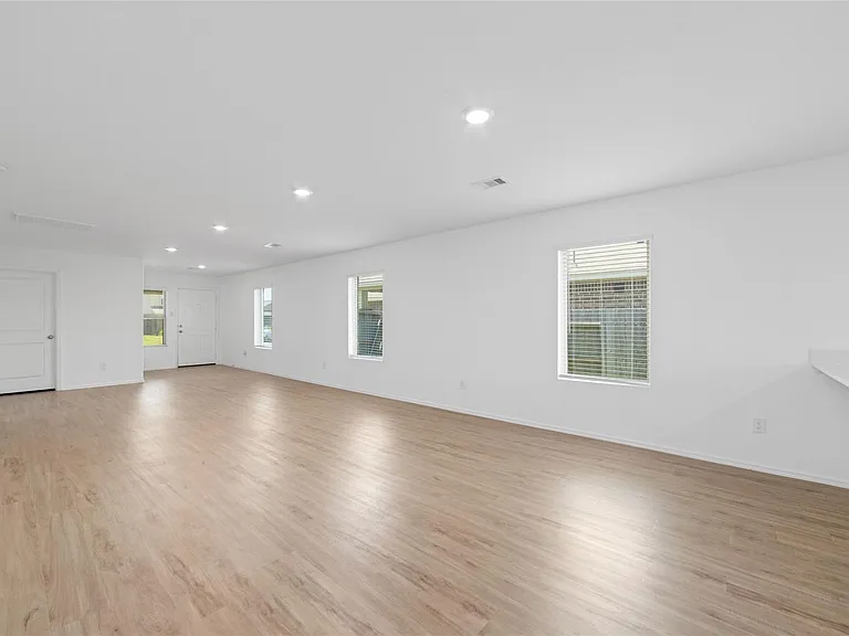 27006 Rimini Point Dr — Photo 3