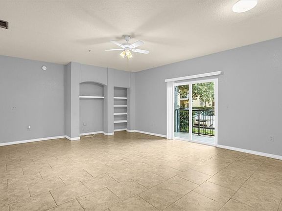 4th image of 102 VISTA VERDI CIRCLE #100