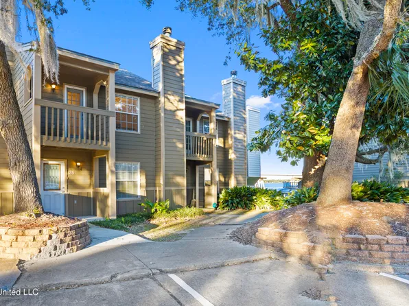 495 Popps Ferry Rd APT 25, Biloxi, MS 39531