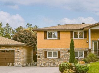 18 Summerside Cres #101, Cambridge, ON N1R 5S2