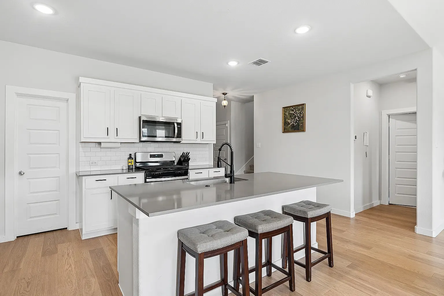 2123 Pedigree Ln — Photo 4