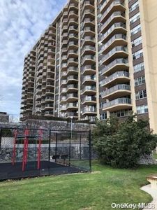 17-85 215 Street #6 H, Queens, NY, 11360