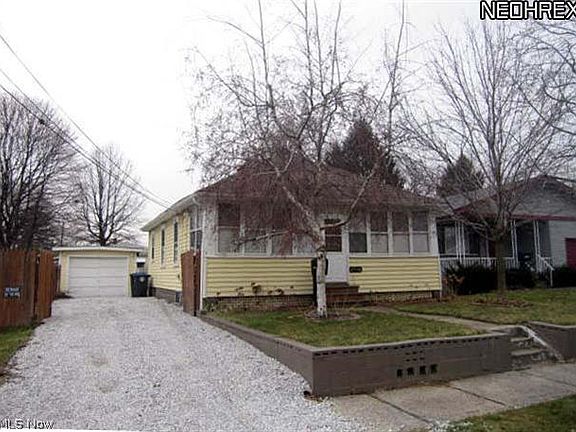 2nd image of 2508 N Pelton Ave