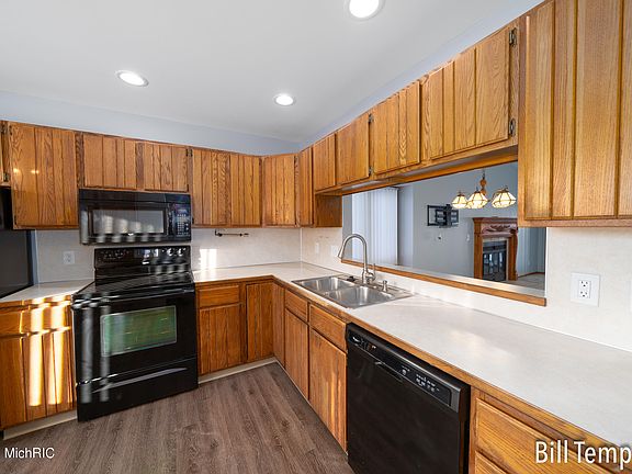 5th image of 2813 Mulford Dr SE