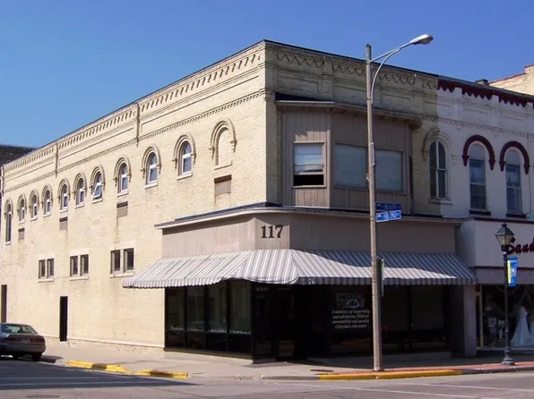 Affordable, Quiet Building!, 117 E Main St #1, Watertown, WI 53094