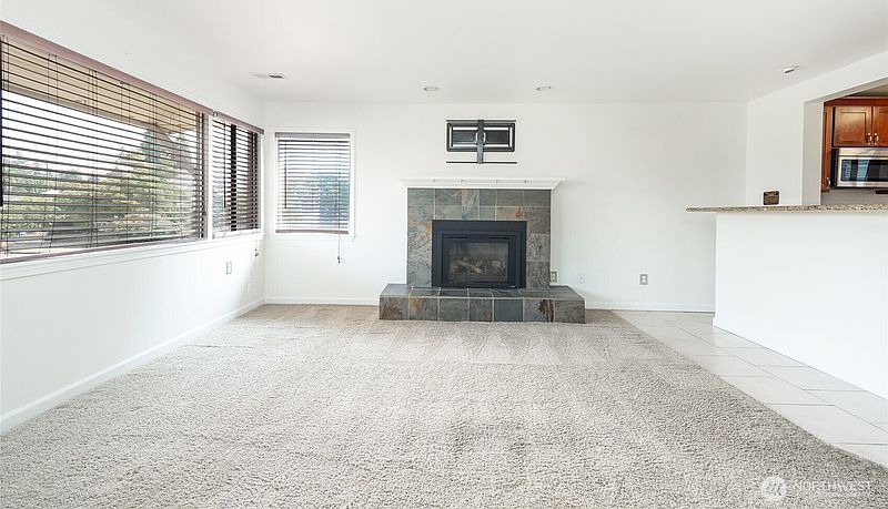 5th image of 702 N Mullen Street