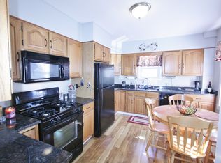 3 Oak St, Maynard, MA 01754