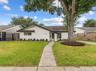 9206 Kapri Ln, Houston, TX 77025