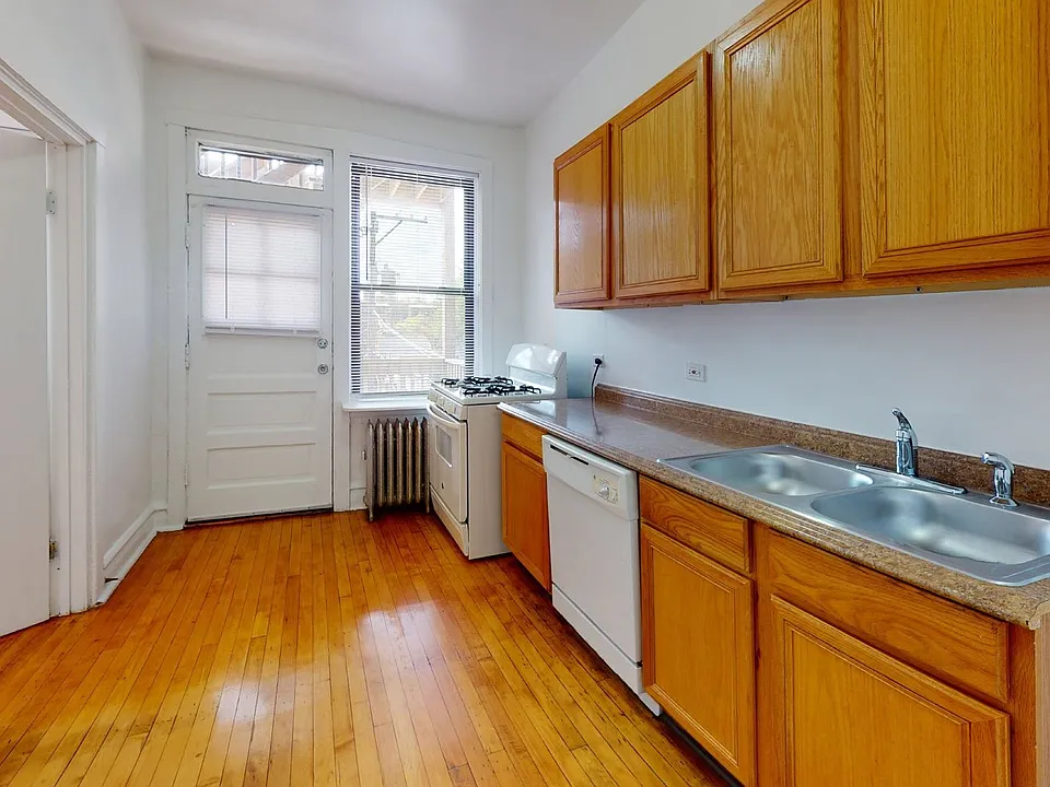 5300-5308 S. Greenwood Avenue