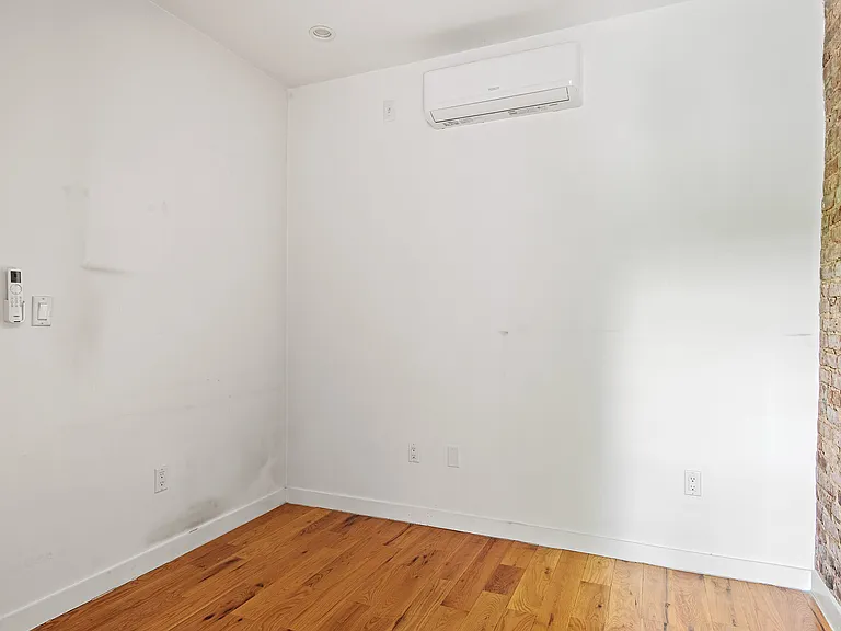 1663 Madison St #1L — Photo 10