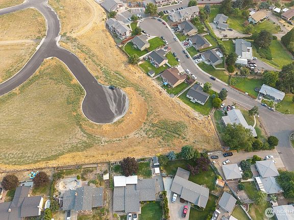 5th image of 606 Ruby Avenue