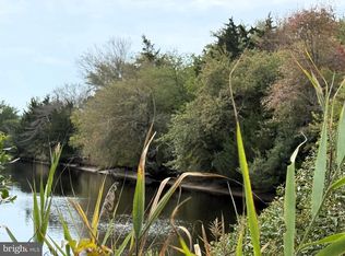 11 Persimmon Dr, Little Egg Harbor, NJ 08087