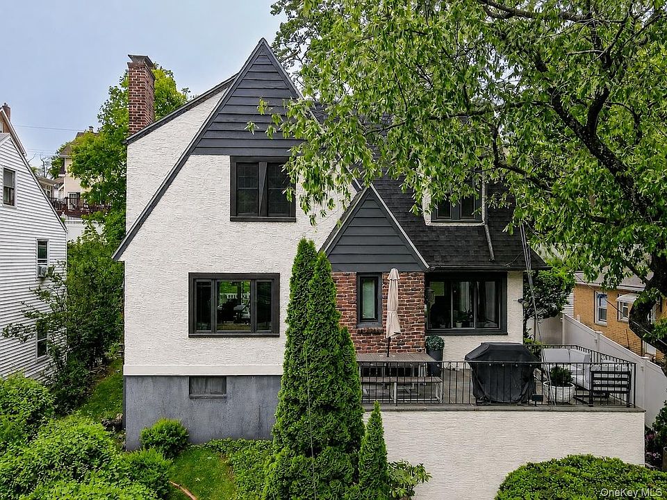 1st image of 54 Midland Avenue