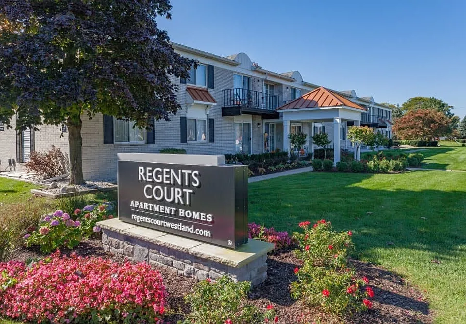 Regents Court Apartments