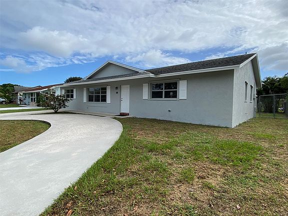 3rd image of 225 Wrena Drive