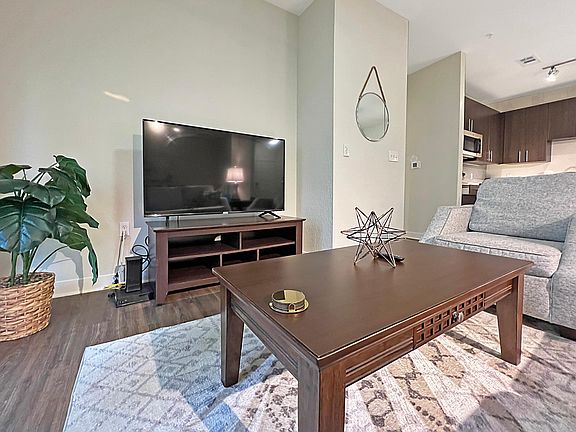 4th image of 2571 Brown Noddy Ln #109