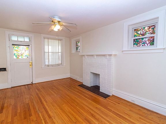2nd image of 3978 Tholozan Ave