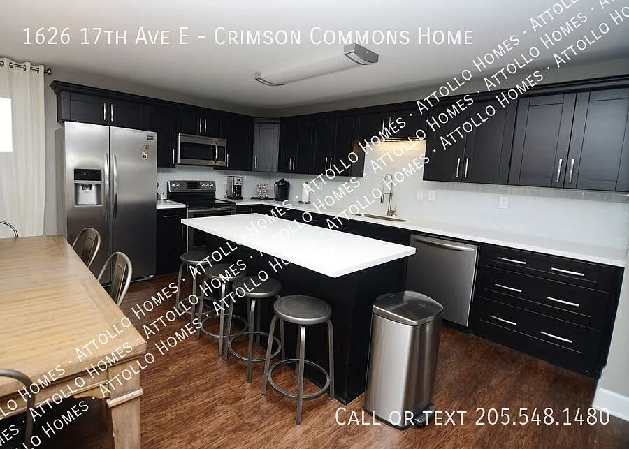Fully Furnished 6 Bedroom/4 Bath Home - $900/bedroom — Photo 4