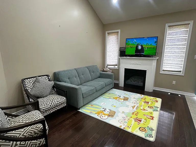 326 Chandler Cres #UPPER — Photo 6