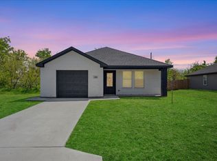 244 Spring Valley St, Gun Barrel City, TX 75156