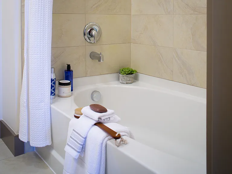 Soaking Tub