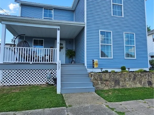 307 4th St, Beverly, OH 45715