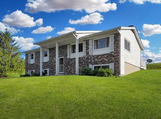 2508 Lundgren Rd, Pecatonica, IL 61063