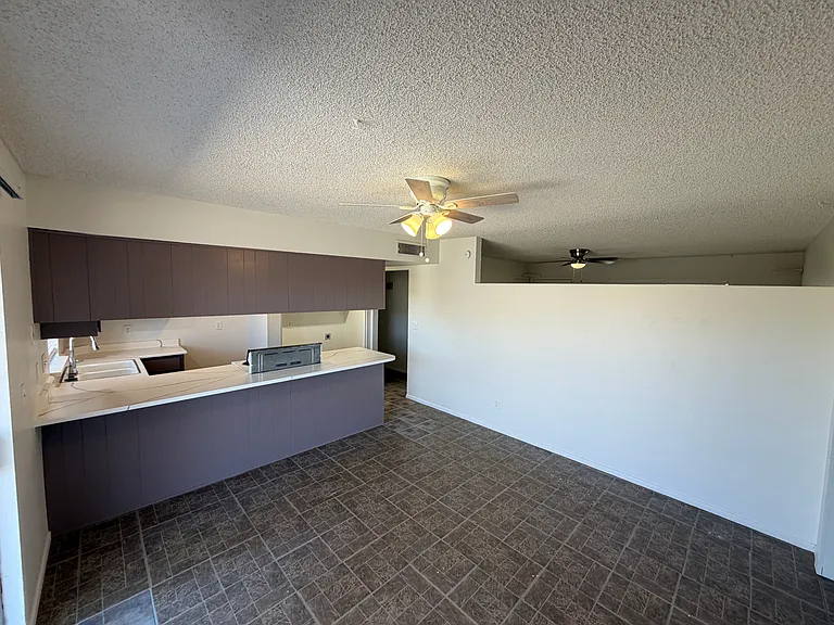 6102 W Osborn Rd — Photo 6