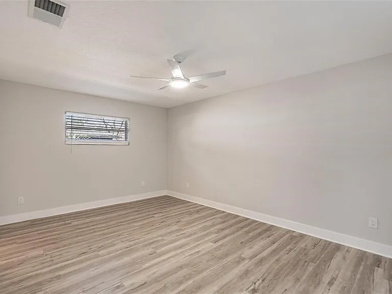 418R Gilbert Rd — Photo 11