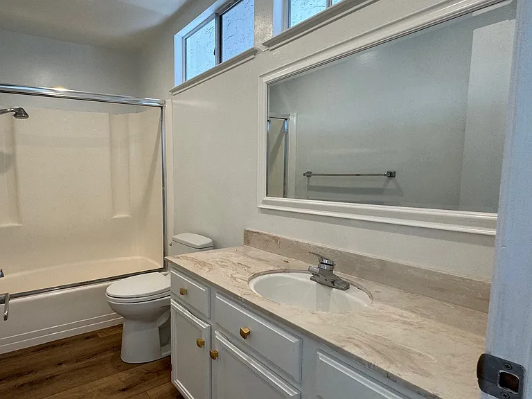 1646 Bayridge Way — Photo 10
