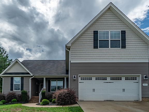 4th image of 2862 Bingham Dr