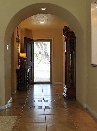 4th image of 1445 Robinhood Ln