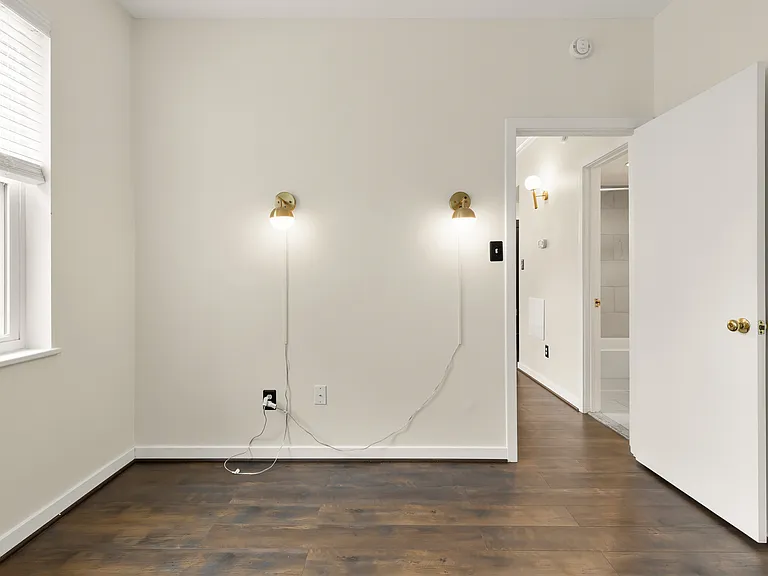 2114 N St NW #15 — Photo 25