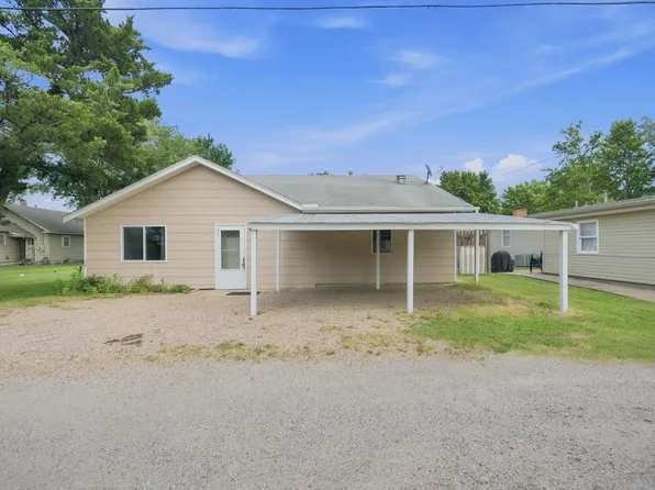 311 N Garfield St, Cheney, KS 67025