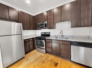 5354 N Kimball Ave #2, Chicago, IL 60625